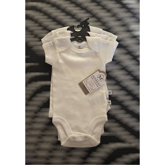 NWT Honest Baby 0-3 Months 3-Pack White Short Sleeve Bodysuits - Picture 1 of 3